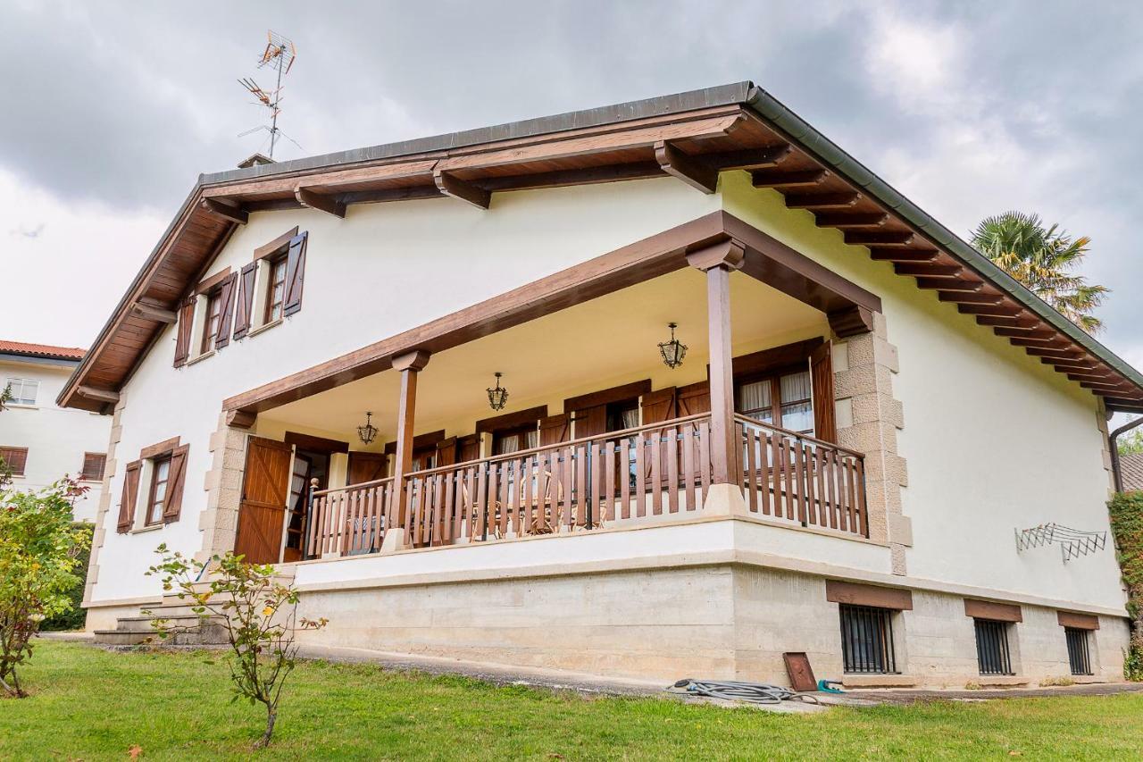 Aoiz Vivienda Rural Casa Javier Lacunza מראה חיצוני תמונה